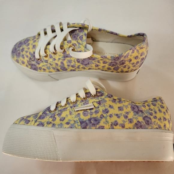 Superga Floral Yellow Sneakers- Size 9 - Picture 3 of 4